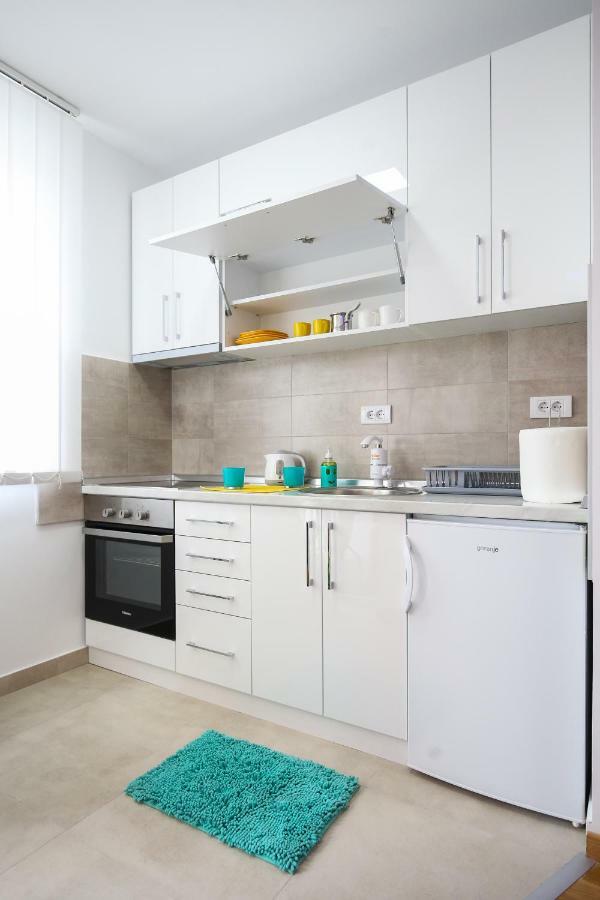 Manirosi 2 Apartman Subotica Exterior foto